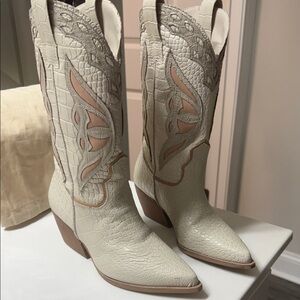 Steve Madden Cream Croc-Embossed Heeled Boots